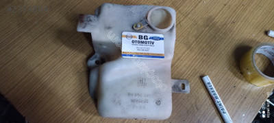 Opel Corsa b cam su bidonu çıkma orjinal