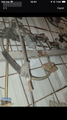 Fiat Uno sag ön cam kirkosu