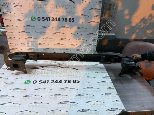 PEUGEOT 307 ÖN TAMPON DEMİRİ ORJİNAL ÇIKMA 2.ÜRÜN 7106.C0