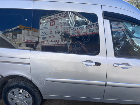 Chery Taxim sağ arka sürgülü kapı
