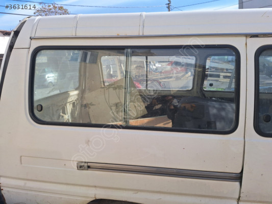 Mitsubishi L300 camlı van sağ arka cam