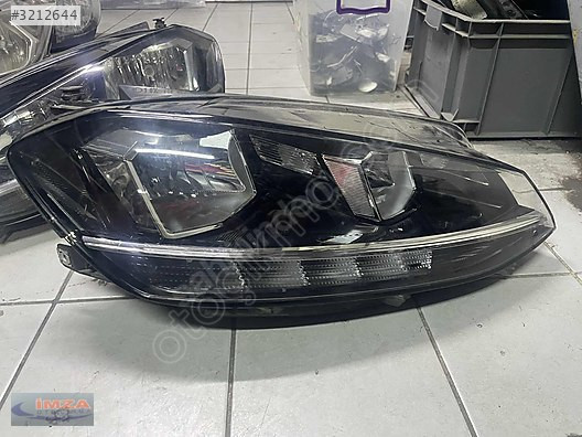 VW GOLF 7.5 SAĞ FAR ORİJİNAL ÇIKMA HATASIZ