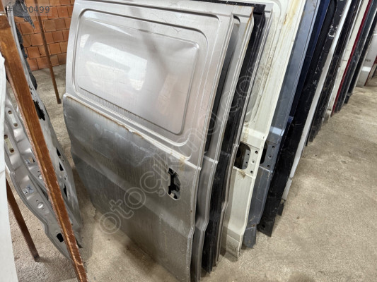 HYUNDAİ STAREX ÇIKMA ORJİNAL SAĞ SÜRGÜLÜ KAPI KD