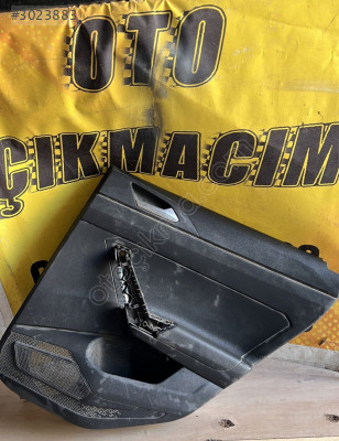 Volkswagen polo sağ arka kapı döşemesi 2G6867212