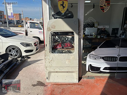 FORD TRANSİT SOL ARKA BAGAJ KAPAĞI ORJİNAL