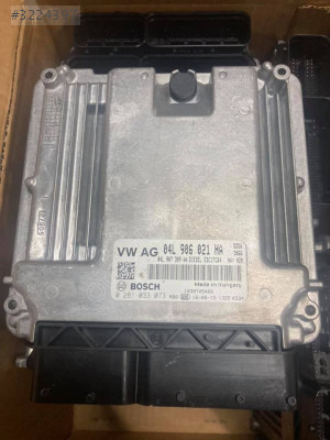 AUDI A6 2.0 MOTOR BEYNİ EDC17C64 04L906021HA 0281033073