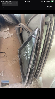 Hyundai Starex sağ kelebek camı
