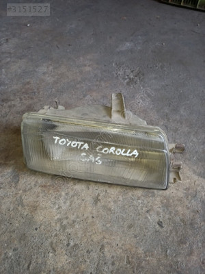 TOYOTA COROLLA ÇIKMA ORİJİNAL SAĞ FAR