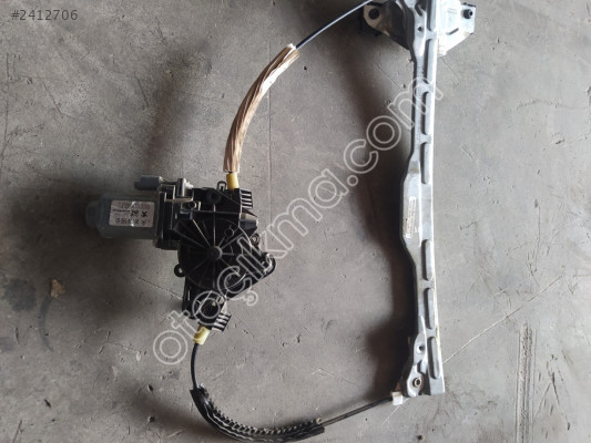 Peugeot 301 sağ ön kapı kirkusu 9677416880