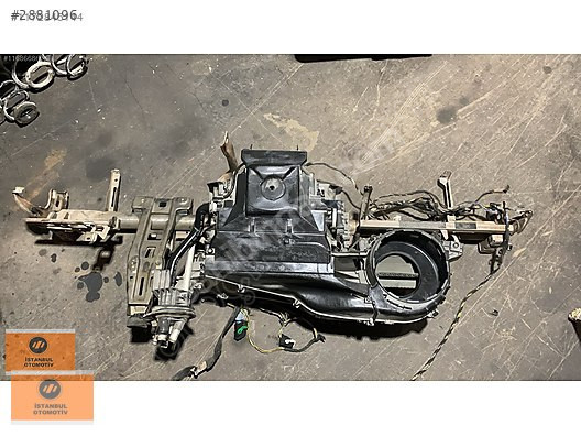 BMW E90 ORJINAL KALORİFER KAZANI TORPİDO DEMİRİ 