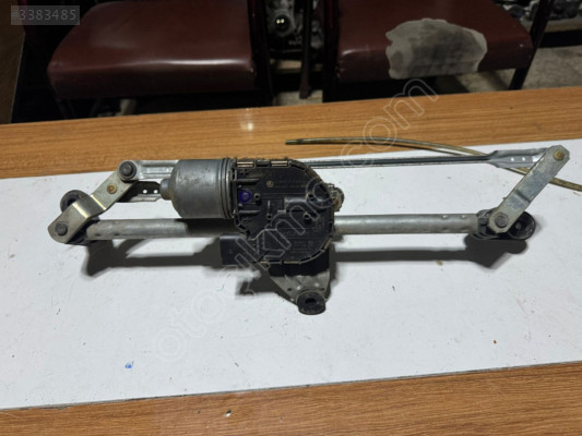 2014-18 SKODA OCTAVİA ÖN CAM SİLGİ MOTORU ORJ ÇIKMA
