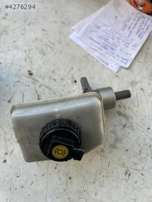 OPEL VECTRA B FREN HİDROLİK BİDONU VE ANA MERKEZ