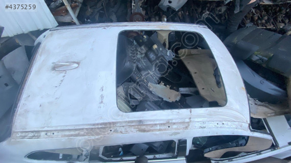 VOLVO XC60 TAVAN ARKA KONUK OTO