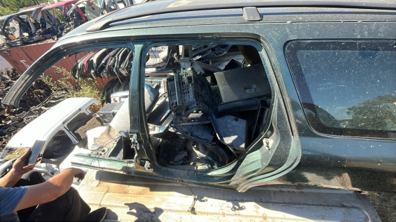 FORD MONDEO TAVAN ARKA ÇEVİK OTO ÇIKMA