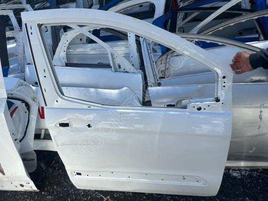MİRİM OTODAN FORD COURİER SAĞ ÖN KAPI