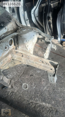 RENAULT CLİO 3 SOL ÇEYREK PODYA KILIÇ SACI BURSA MG