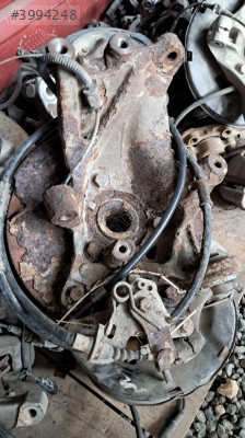 OPEL INSİGNİA SOL ARKA TAŞIYICI.OTO ERKAN ÜNYE