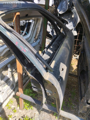 BMW E36 sağ ön kapı