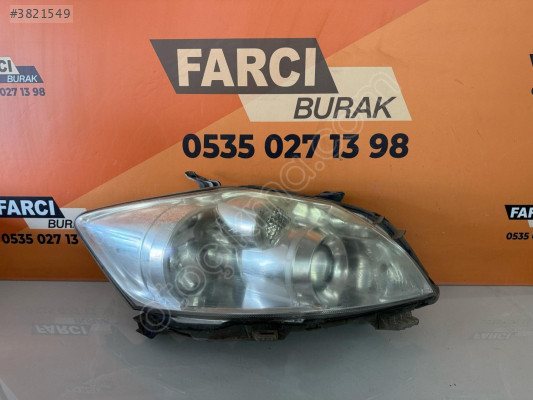 TOYOTA AURİS SAĞ FAR ORJİNAL HATASIZ
