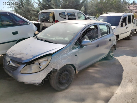 Opel Corsa D Çıkma Orjinal Parça - GM