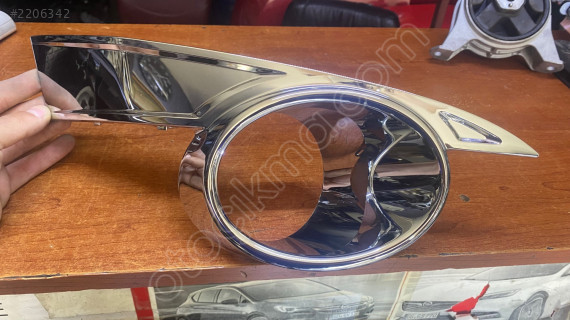 CHEVROLET CAPTİVA C140 SAĞ SİS KAPAĞI NİKELAJI SIFIR96945186