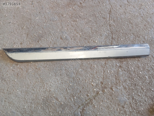 WW Passat B6.Sağ arka kapı pakosu.3C0854950