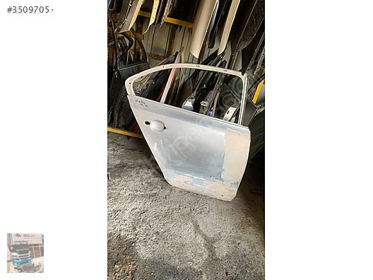 Vw jetta 2012-2014 sağ arka kapı çıkma