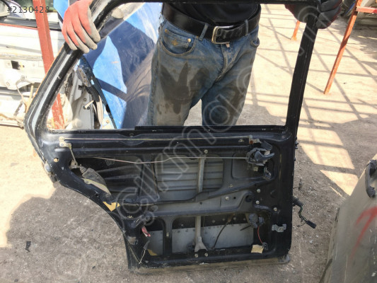 Volkswagen Bora Sol Arka Kapı Kilidi Otomatik Cam Krikosu