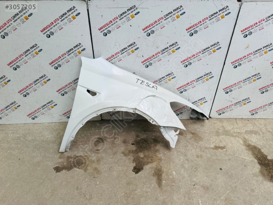 Tesla model Y sağ ön çamurluk (hasarlı)