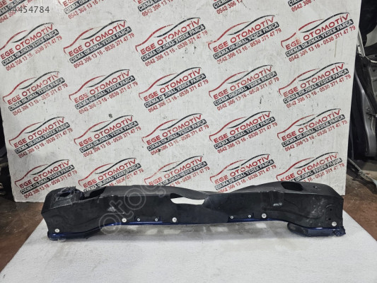 FİAT EGEA CROSS ORJINAL ARKA TAMPON DEMİRİ HATASIZ