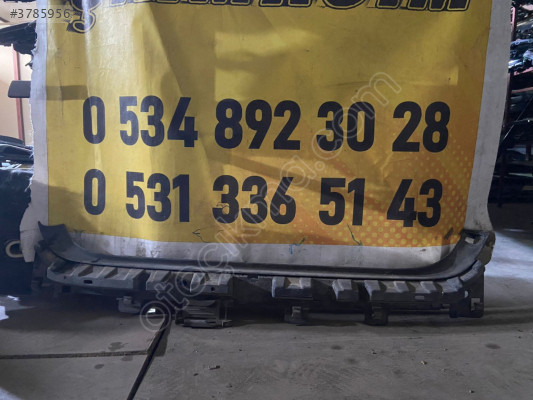 Bmw 3 Serisi E90 Arka Tampon Orta Braketi - Parça No: 7058522