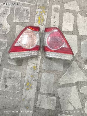 Toyota Corolla bagaj stop lambası