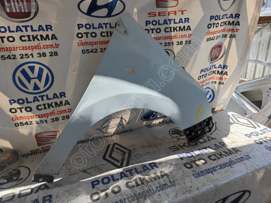 Dacia Dokker ön sağ çamurluk orijinal beyaz hasarsız