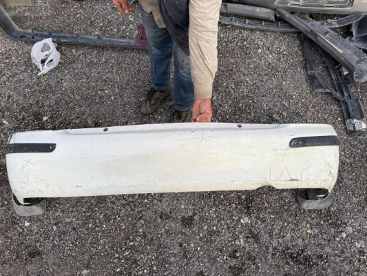 MAZDA 323 ARKA TAMPON SEDAN ORJİNAL ÇIKMA TEMİZ ÜRÜN