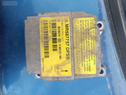 mitsubishi colt airbag beyni MR587757    0 285 001 686