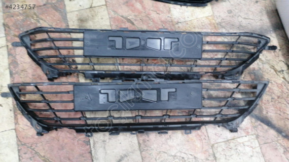 Renault Megane 4 ön tampon Alt Izgarası || Orjinal Oto Çıkma