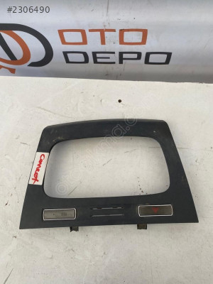 Ford Connect Teyp Çerçevesi Hatasız Orjinal Çıkma