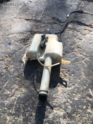 RENAULT EUROPA YEDEN CAM SU DEPOSU