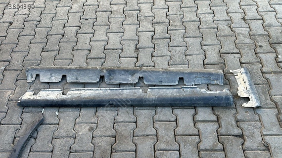 2011-2015 VW Jetta Orjinal Çıkma Arka Tampon Demiri