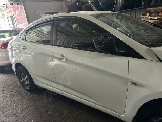 ACCENT BLUE SAĞ ÖN KAPI HATASIZ ORJİNAL