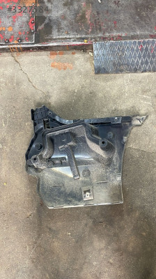 BMW 5 SERİSİ F10 F11 SW SOL ARKA TAMPON BRAKETİ