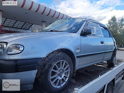 1999 - 2002 TOYOTA COROLLA KAPI CAMLARI MEVCUTTUR