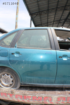 ÇIKMA SEAT CORDOBA SAĞ ARKA KAPI 2056