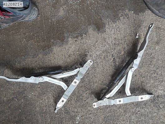 VOLVO S40 KAPUT MENTEŞESİ SAĞ SOL ORJİNAL ADET FİYATI