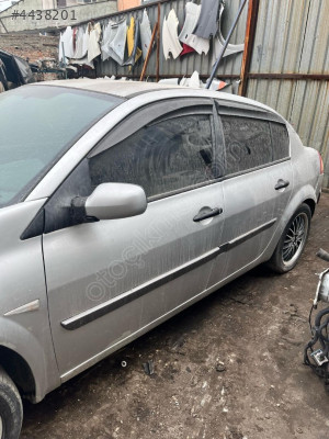 RENAULT MEGAN 2 SOL ÖN KAPI KONUK OTO
