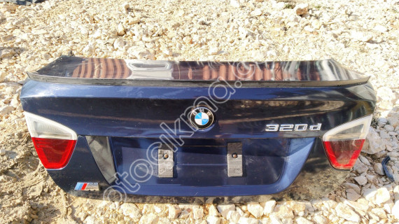 Bursa Çevik Oto'dan BMW 3.20 E90 Bagaj Kapağı - ŞanzımaN