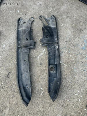 G11 7 SERİ KAPUT İÇ PLASTİKLERİ ALT MUHAFAZA ORJİNAL