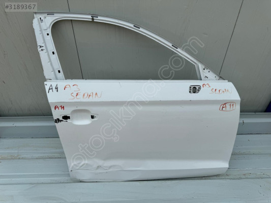 AUDİ A3 SAĞ ÖN KAPI (ORJİNAL) - SEDAN UYUMLU