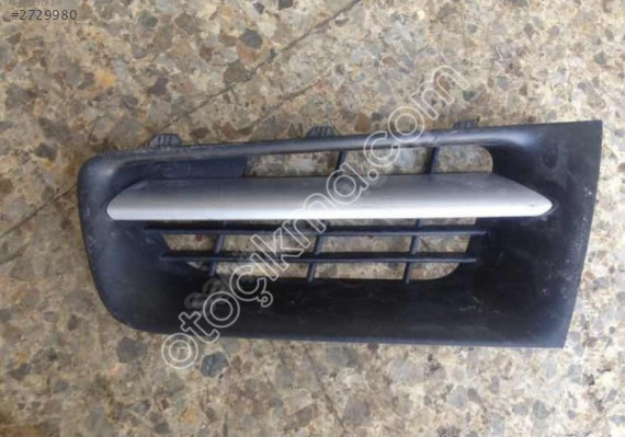 Renault Megane 2 tampon ızgarası