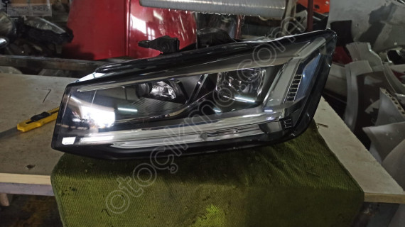 audi q2 sol ön far